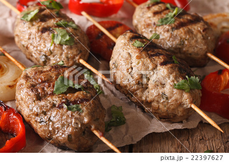 Turkish kebab with grilled vegetables 22397627