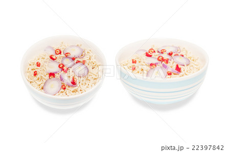 Noodle in bowl isolated, Clipping path 22397842