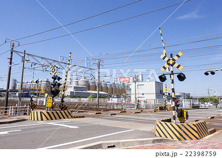 踏切 Jr東海道本線 キリンビール名古屋工場前の写真素材 22398759 Pixta