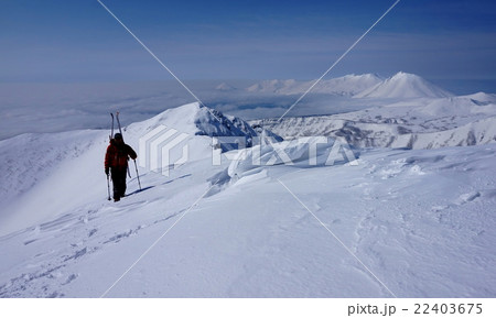 厳冬期のトムラウシ山に挑む 厳冬期のトムラウシ山に挑む 22403675