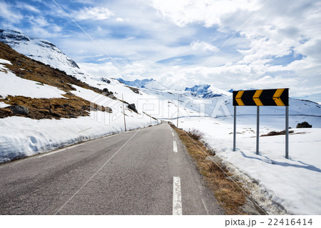 road road 22416414
