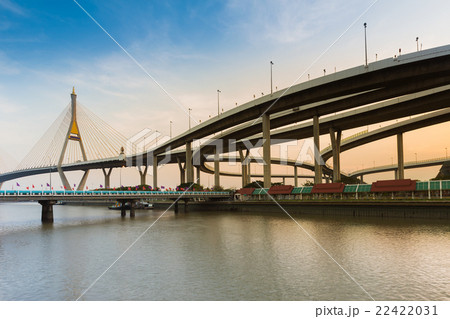 Highway intersection connect to suspension 22422031