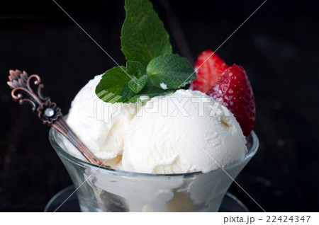 strawberry ice cream strawberry ice cream 22424347