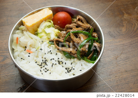 青椒肉絲弁当 22428014