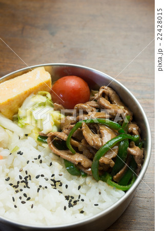 青椒肉絲弁当 22428015