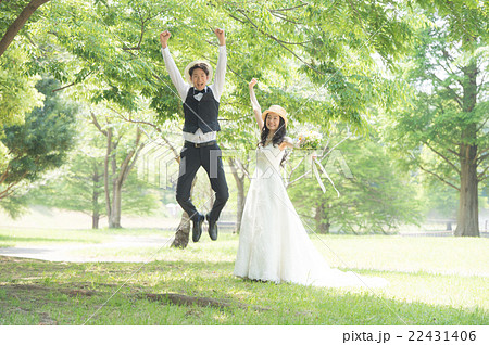 カジュアルウエディング 22431406