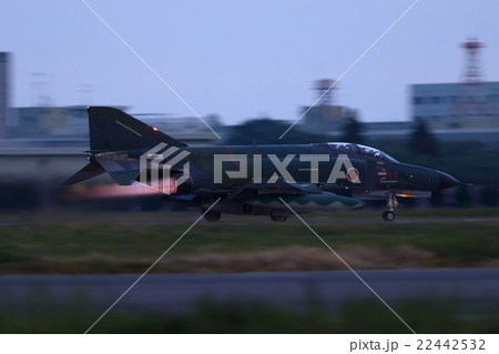 航空自衛隊 戦闘機 離陸 RF-4EJ 航空自衛隊 戦闘機 離陸 RF-4EJ 22442532