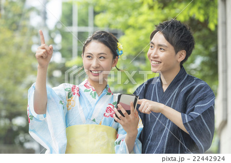 浴衣のカップル 浴衣のカップル 22442924
