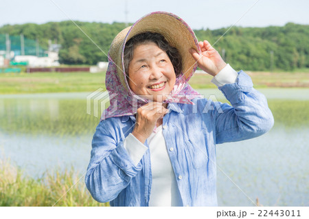 農家の女性 22443011