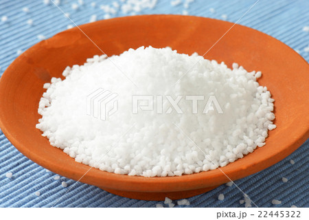 Coarse grained salt 22445322