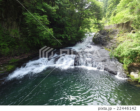棟方志功の版画にもなった黄金の瀧 すぐ上流の二段滝 22446142