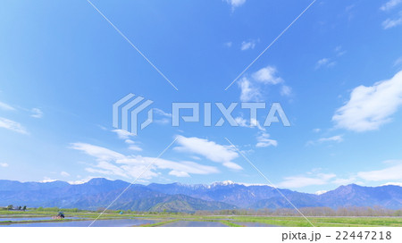 長野県　北アルプスの山々と青空 22447218