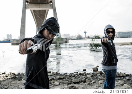 Don’t move! 22457854