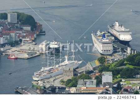 Aerial view of Bergen port with cruise ships  22466741