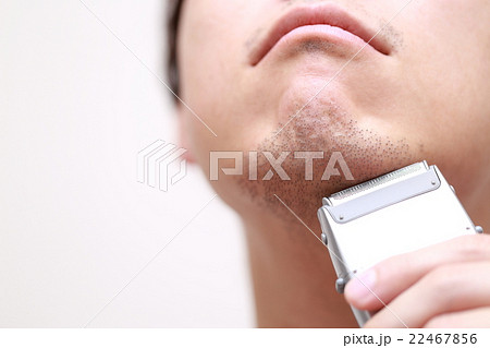 ひげそり (男性 美容 ビューティー 裸 肌 ライフスタイル メンズビューティー) 22467856