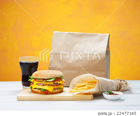 Fast food take away. Hamburger, cola and fries. 22477165