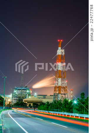 青森県 八戸火力発電所 工場夜景 の写真素材