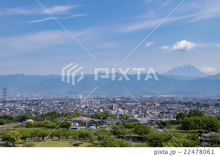 富士山と街並み 22478061