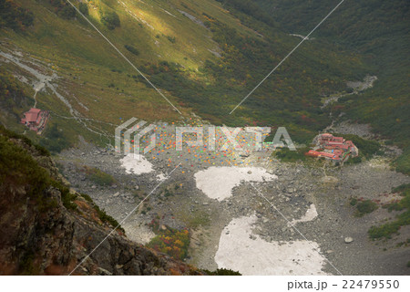 涸沢カール テント 北アルプス 涸沢ヒュッテ 涸沢小屋 雪 アウトドア カラフル 涸沢カール テント 北アルプス 涸沢ヒュッテ 涸沢小屋 雪 アウトドア カラフル 22479550
