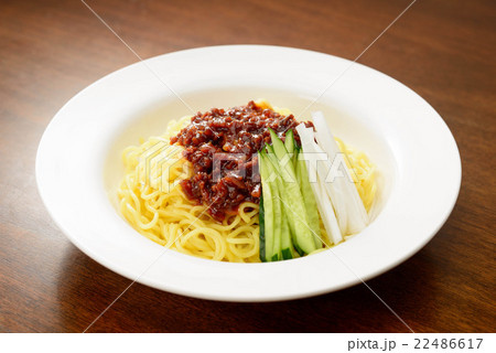 ジャージャー麺 22486617