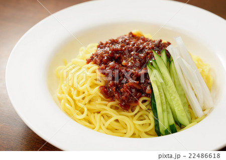 ジャージャー麺 22486618