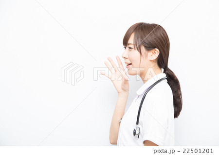 看護師の女性 22501201