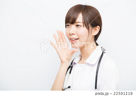 看護師の女性 看護師の女性 22501219