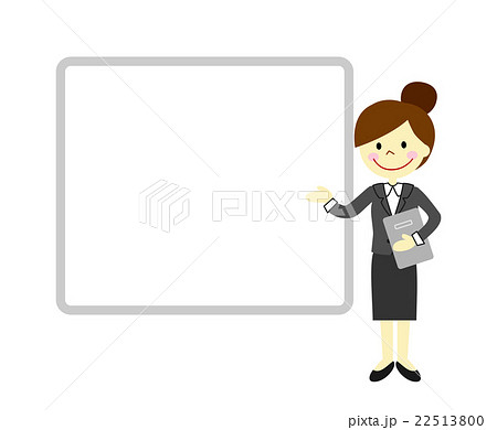 説明するスーツ姿の女性　モニター 22513800