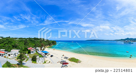 瀬底大橋の上からアンチ浜ビーチを「北」向けに覗くと見える景色。 瀬底大橋の上からアンチ浜ビーチを「北」向けに覗くと見える景色。 22514801