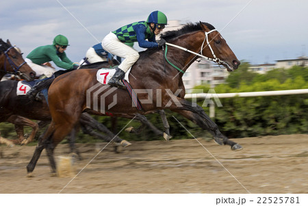 Horse racing in Nalchik. 22525781