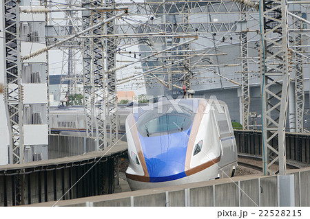 北陸新幹線　E7系　北与野駅 22528215