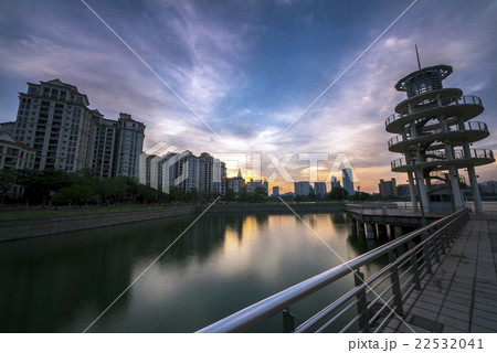 Cozy Bay at kallang basin. Lookout tower. 22532041