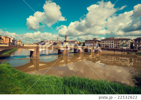 View of Florence city. Bridge over Arno river View of Florence city. Bridge over Arno river 22532622