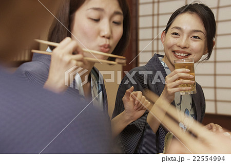 食事風景 食事風景 22554994
