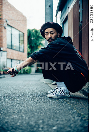 男性　ポートレート 22555366