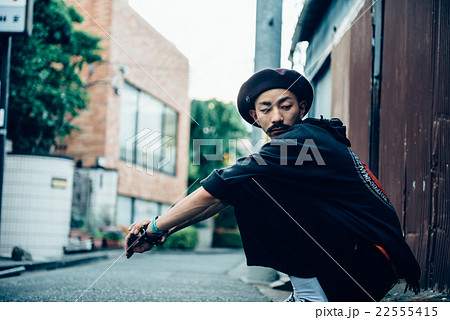 男性　ポートレート 22555415