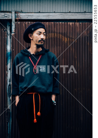 男性　ポートレート 22555653