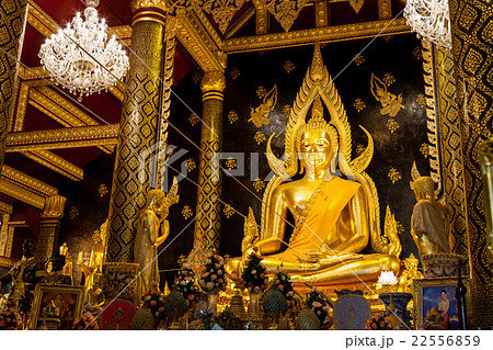 Phra Phuttha Chinnarat Buddha image 22556859