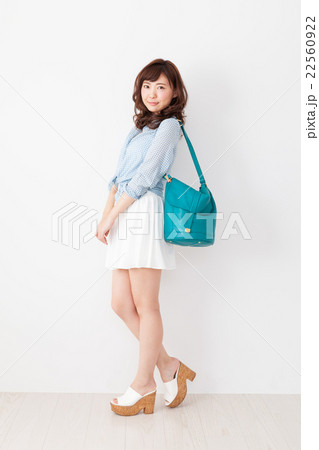 20代女性ポートレート 22560922