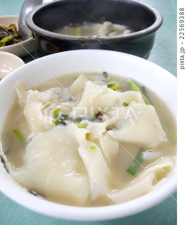 韓国風すいとん 22569388