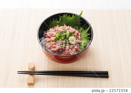 ネギトロ丼 22572358