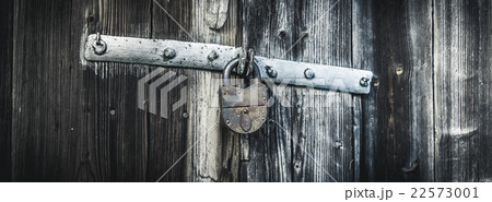 Old lock Old lock 22573001