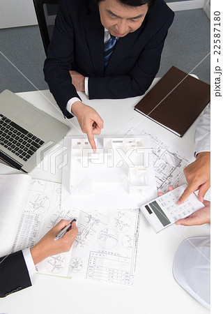 ミーティング 22587180