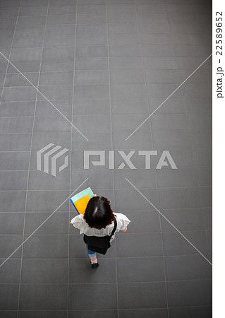 good worker 22589652