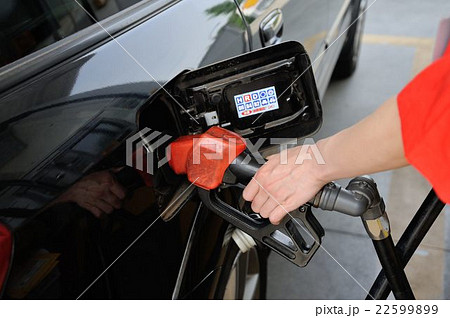 ガソリン給油 ガソリン給油 22599899