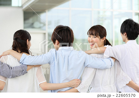 大学生　専門学生 22605570