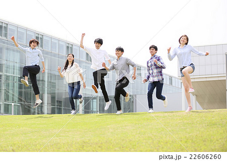 大学生　専門学生 22606260