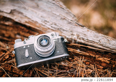 Old Vintage Small-Format Rangefinder Camera, 1950 Old Vintage Small-Format Rangefinder Camera, 1950 22611894