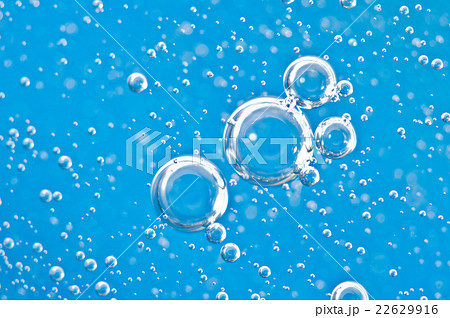 bubbles under water on blue background. Macro. bubbles under water on blue background. Macro. 22629916
