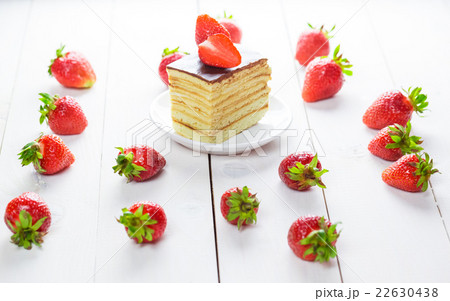 Beautiful delicious homemade cake with strawberrie Beautiful delicious homemade cake with strawberrie 22630438